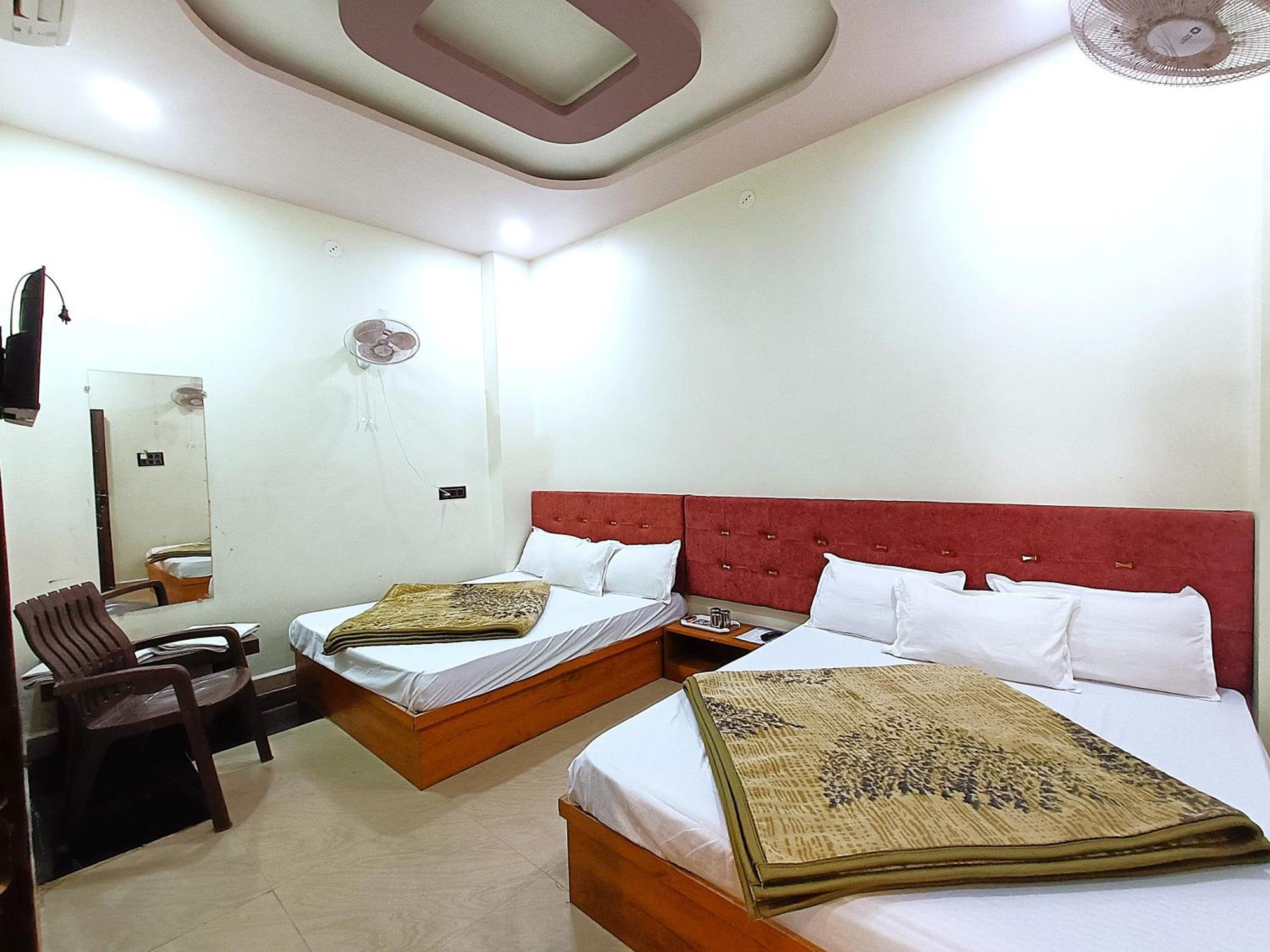 אויאיין Hotel Shreem מראה חיצוני תמונה