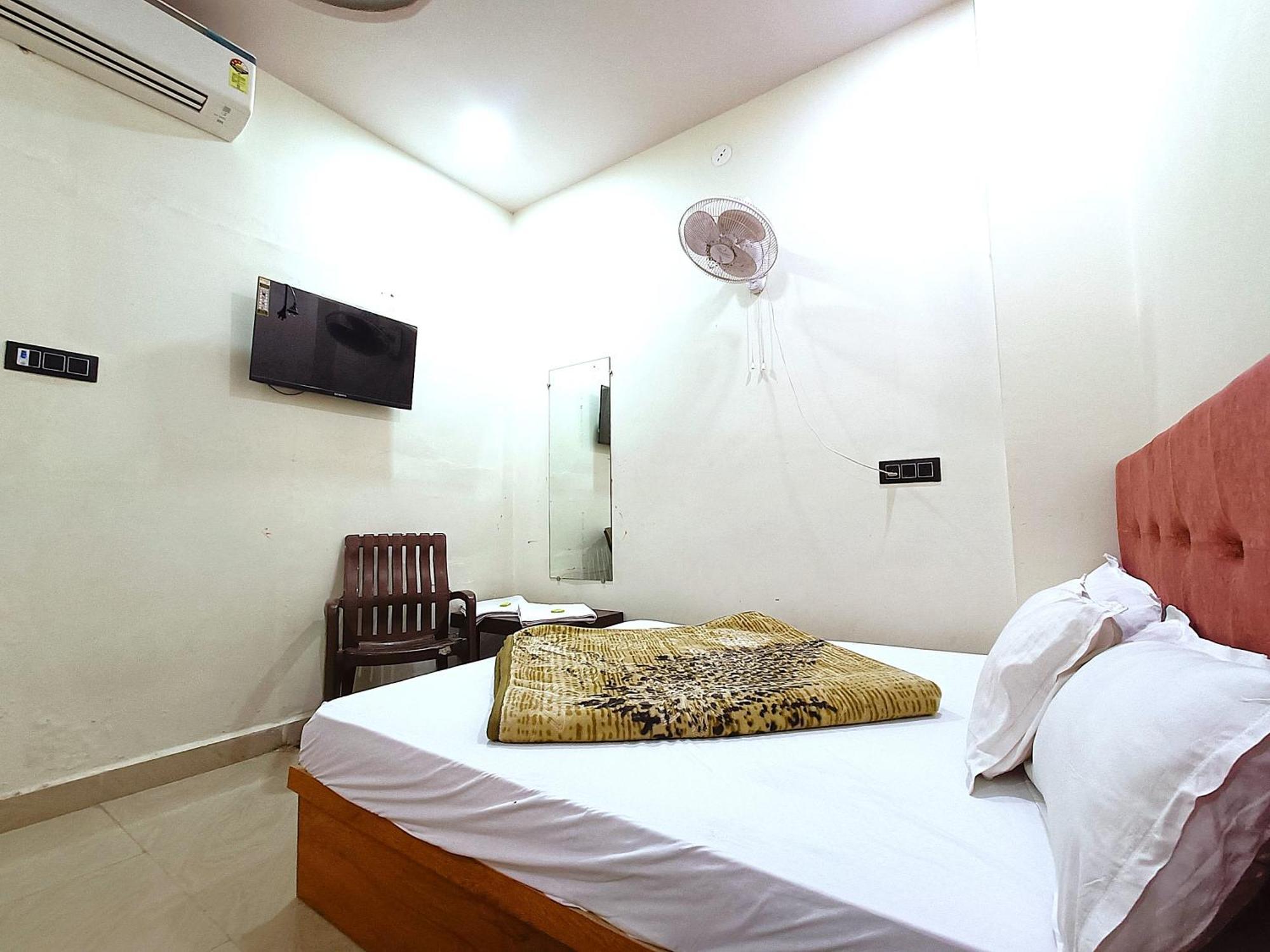 אויאיין Hotel Shreem מראה חיצוני תמונה